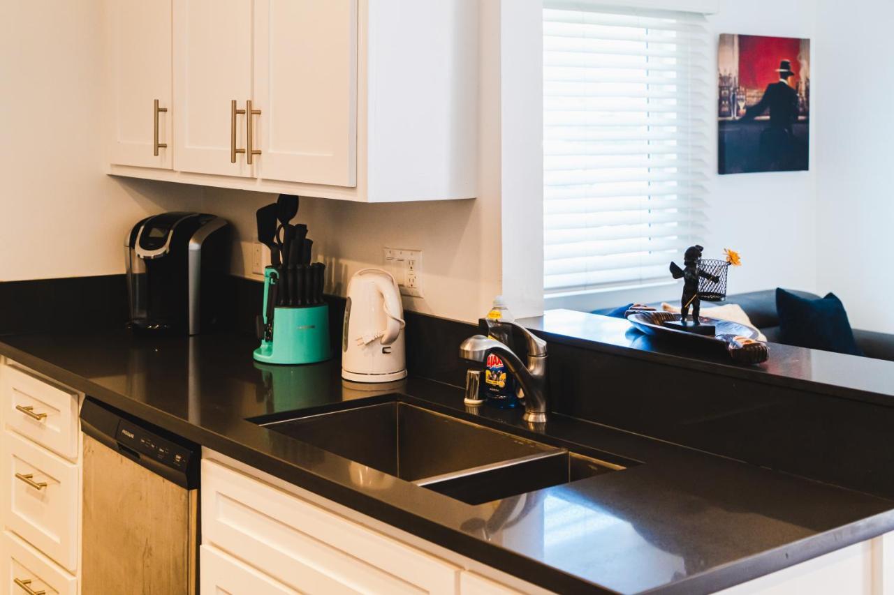 Modern Remodeled 1-Bedroom Close To Hollywood Walk Of Fame With Parking Лос-Анджелес Экстерьер фото